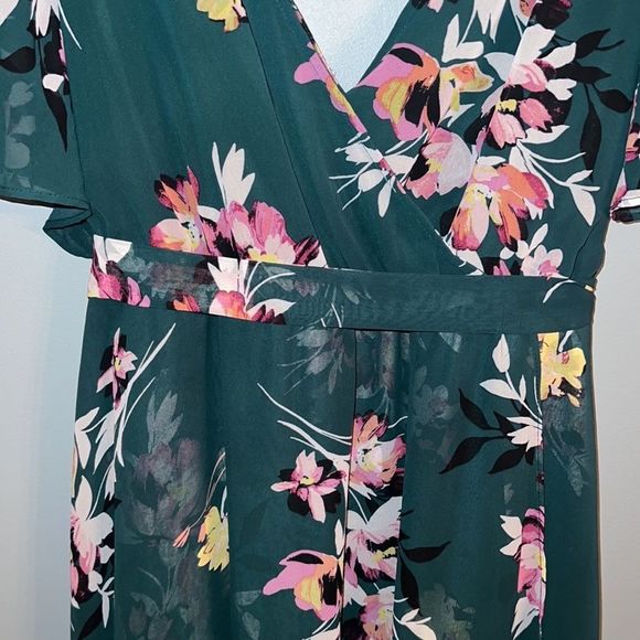 Torrid 2X Hunter green floral New faux wrap dress midi length - Picture 4 of 16